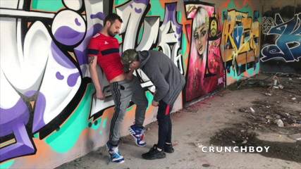 Sex humiliation with french lads: Sexo humilhação com jovem hetero usado ao ar livre por...