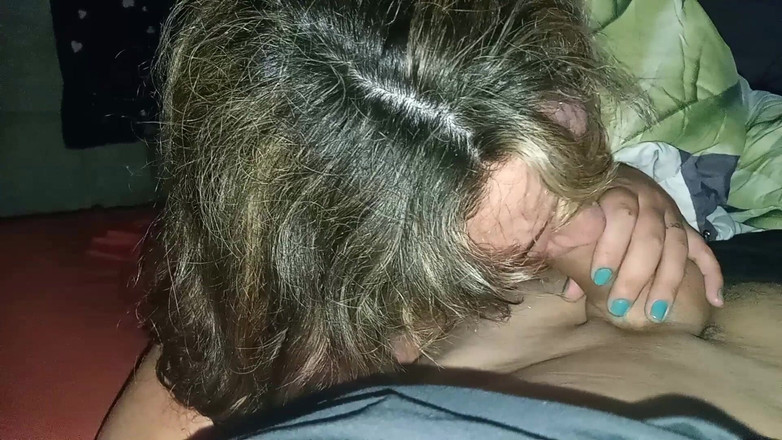 Naomi Simon: La moglie del mio migliore amico mi succhia il cazzo...