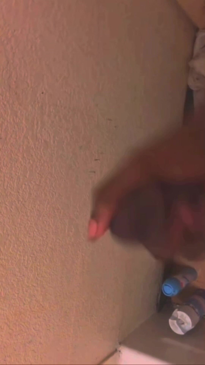 Tericmid nightlive: Primeira vez upload de provocação solo safada, palmada e vibrações...