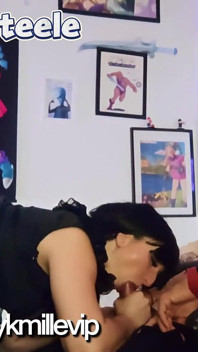 Tvrdé šukání Středa Addams Těsná kundička, creampie a kolík v jejím konečníku!