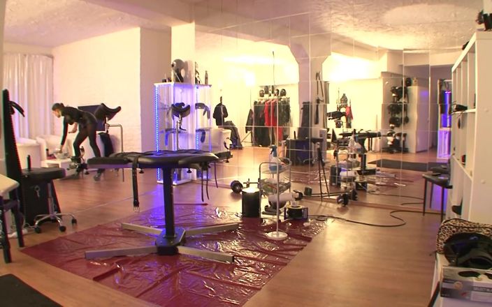 German BDSM MMV: Bdsm azotes