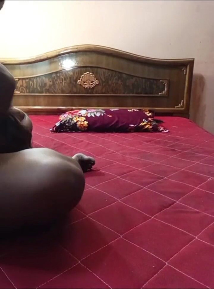 BeautyAnu: Peituda tia tamil falando e fodendo vídeo