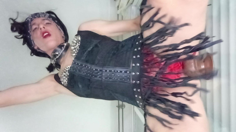 Penelopene27: Femboy Dildo Xxl
