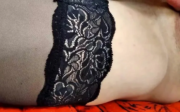 AimeeParadise: I'm Pulling My Slut Wife Hard by Her Big Nipples!...