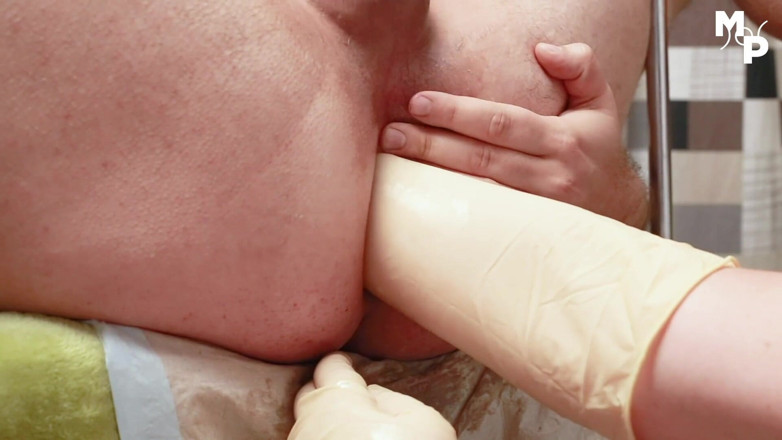 Marcus Pollack: Extremo femdom fisting e prolapso jogo
