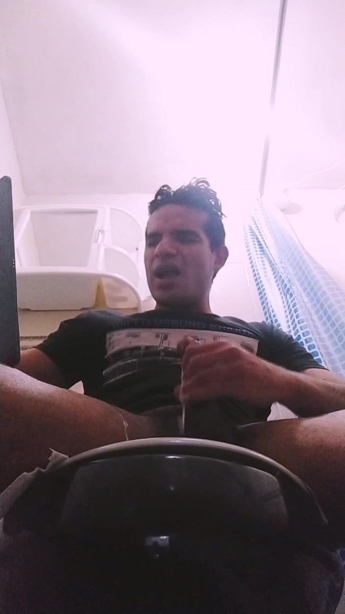 trebol_Jess: Young man masturbates in his bathroom