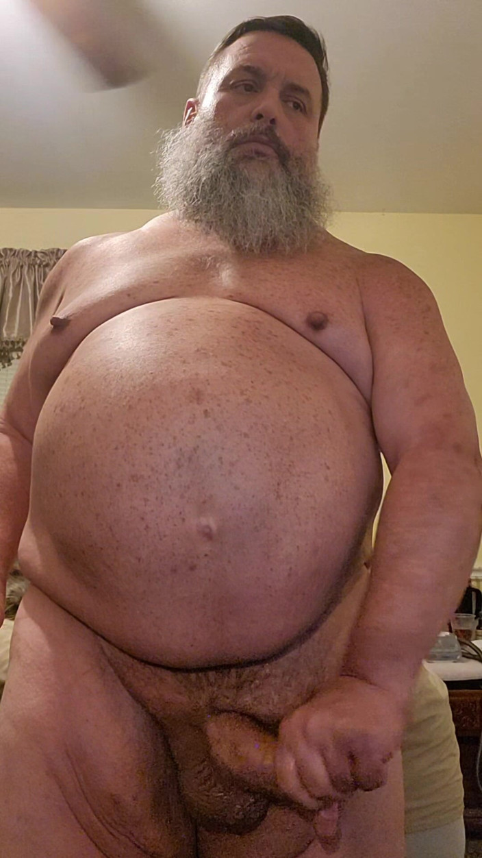 GeneWadexxx: Mattina mattina orso barbuto tempo di masturbazione