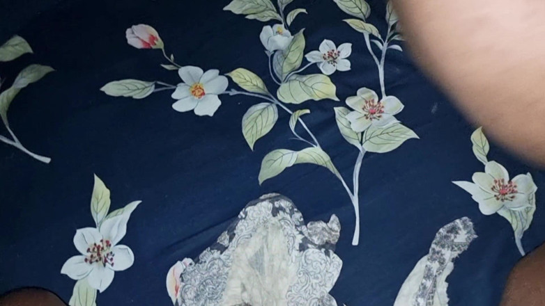 bdboygirl69: Sexe. Première fois que j’ai baisé ma femme à l’heure piriod
