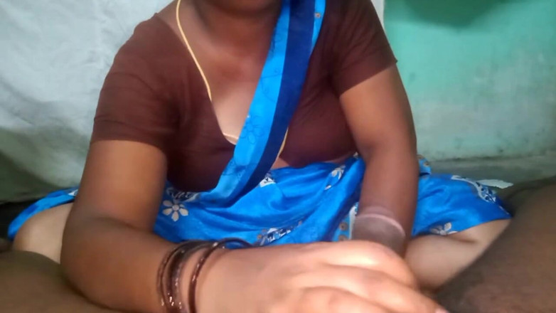 Priyanka314: Indische Desi huisvrouw lekkere pijpbeurt