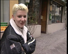 Mein Erstes Mal Vor Der Kamera - Jennifer, ma première fois devant la caméra, softclip