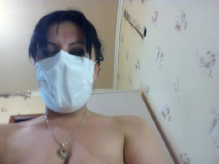 Sexy Milf: Гигантский доктор раздавит ваше тело сиськи своими руками в латексе и ее большим обнаженным телом