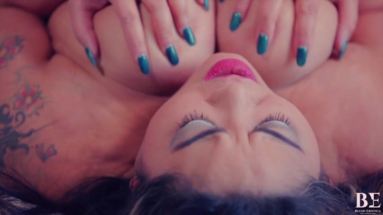 Blush erotica: She tastes so good feat Mischievous Kitty and Miss LingLing