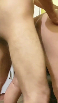 Tesuda linda menina indiana estava trocando de cothes eu fiz sua buceta molhada brincando com seus peitos completo vídeo real com Bhojpuri Audio