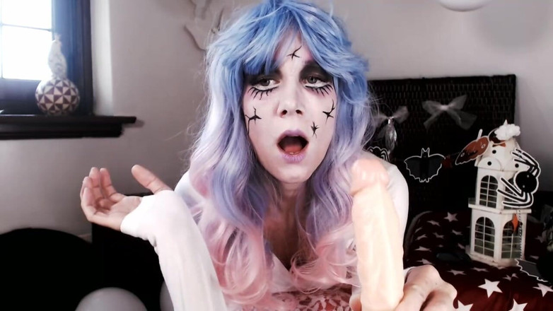 Lolacam: 万圣节文胸