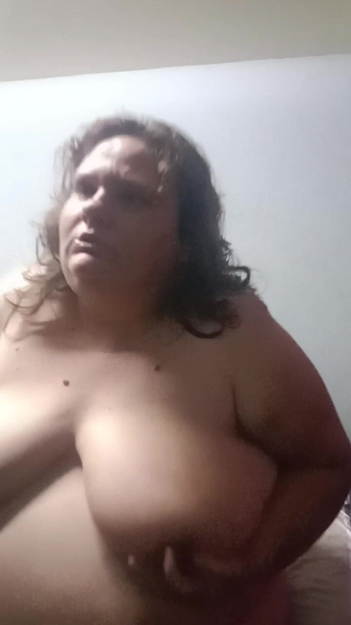 hothouse18xxx: Fette ehefrau bauchfick