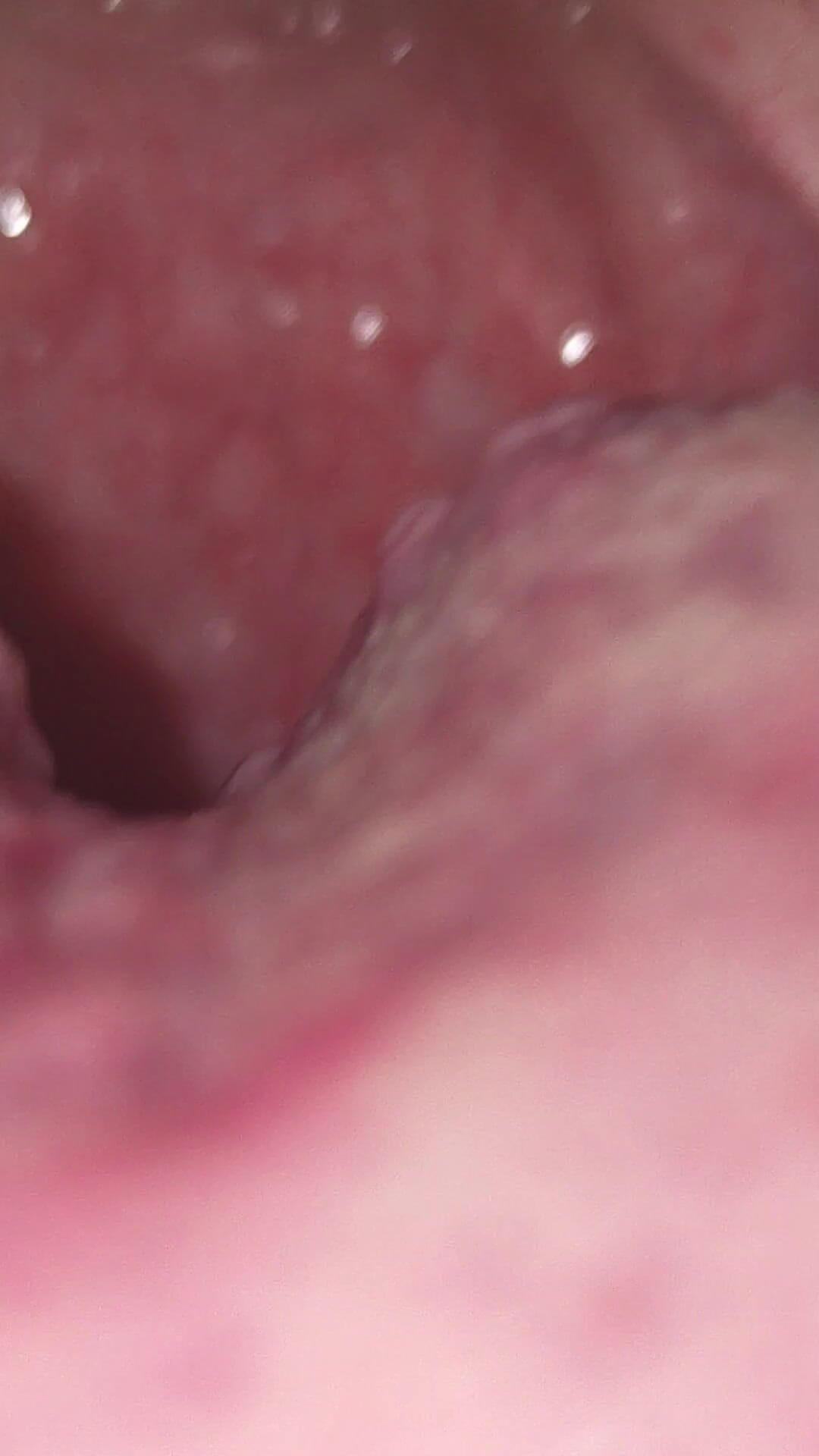 Uvula Play: Deep Mouth Close?up