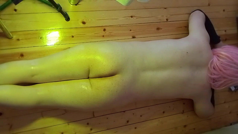 Kitty_Cross: Min blick säger ja innan jag gör det