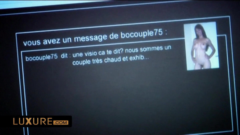 Luxure: Jessica Fiorentino aur Stephanie ke saath intarnet par seks
