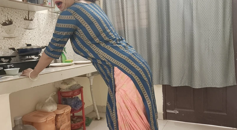 Saarabhabhi6: Indian Wife Cheats on Husband with Step Brother