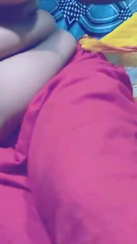 Wanita India Memakai Sari