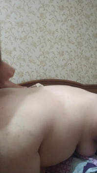 Moje desi indická těhotná se vdala zezadu a kouří domácí sex tape jako