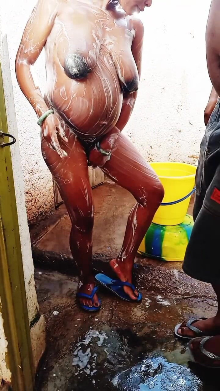 Me and my new slut: Je baigne ma copine enceinte en plein air dans un...