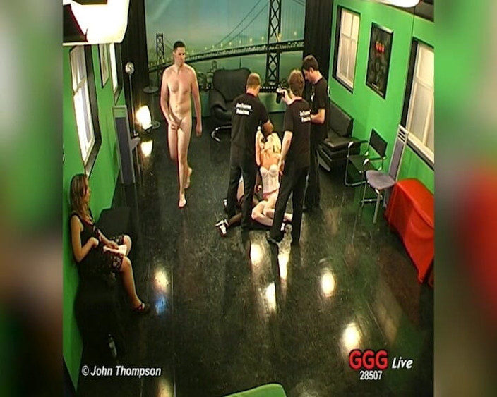 FUCK PARTY XXX and VINTAGE PARTY: Vivian Sucks Cock in Ggg Live Gangbang and Takes Facial...