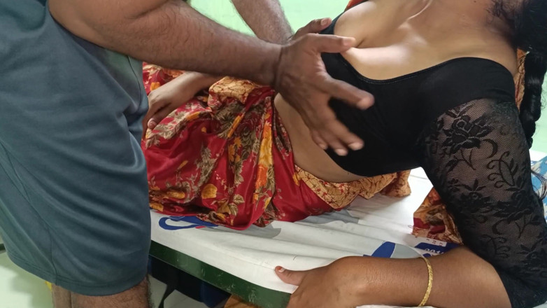 Pushpa studio: Mysore - novos casais curtindo o romance com sari na cama