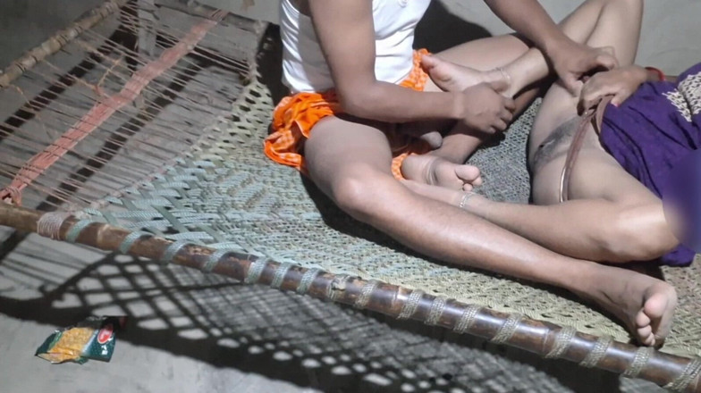 Sumaj: Une fille yang baise une fille de collage tellement mignonne