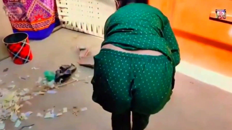 Muskan Rani: Sara Khan nové video