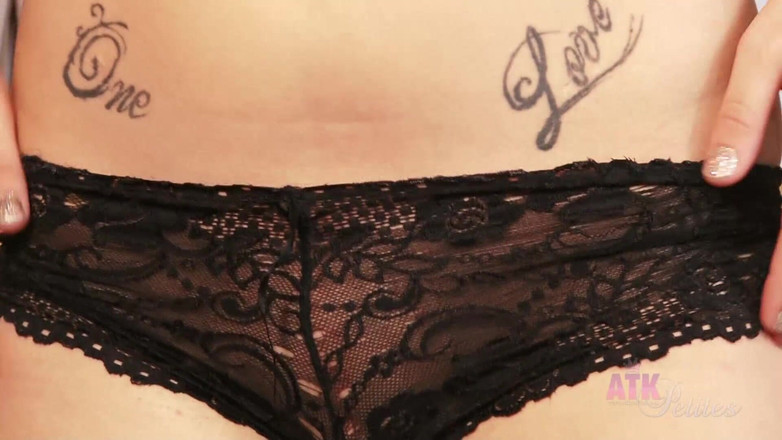 ATK Petites: शौकिया।