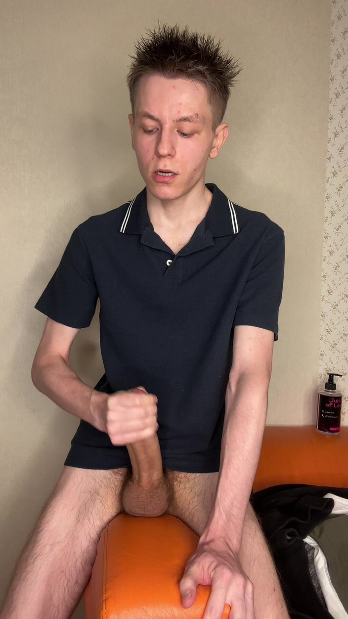 Morflot24: Odpoutáno velké péro z 18. let