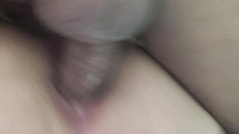 Angy Bisexperiences: 私の寝取られのタイトなピンクのお尻がアナルを乱暴に犯される