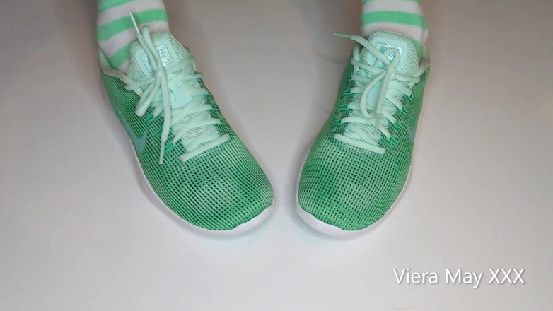 VieraMayXXX: GFは浮気して、靴を舐めさせる、BBC