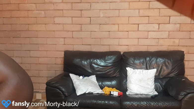 Morty Black: Šukám svoji profesorku tance