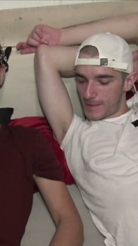 Enjoy This Amazing French Porn Amator Bareback with Dudes so Sexy