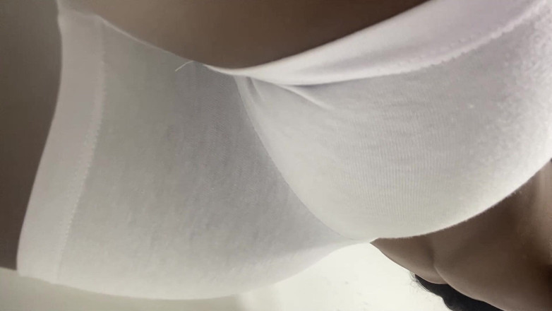 evelingsakura: Lycra cameltoe ketat dan masturbasi enak dari tetanggaku