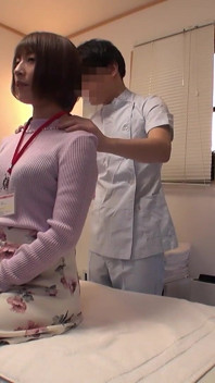 Tajna klinika masażu akupresury, którą piękne panie z biura często w części 1