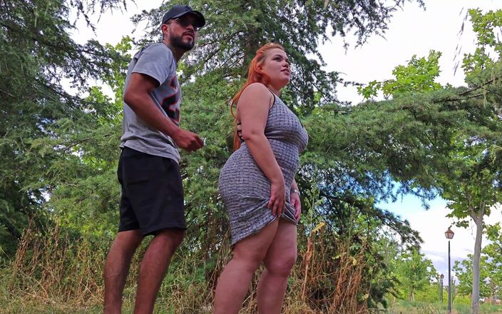 Latincurvyredhead: Fucking in the Park with My Neighbor