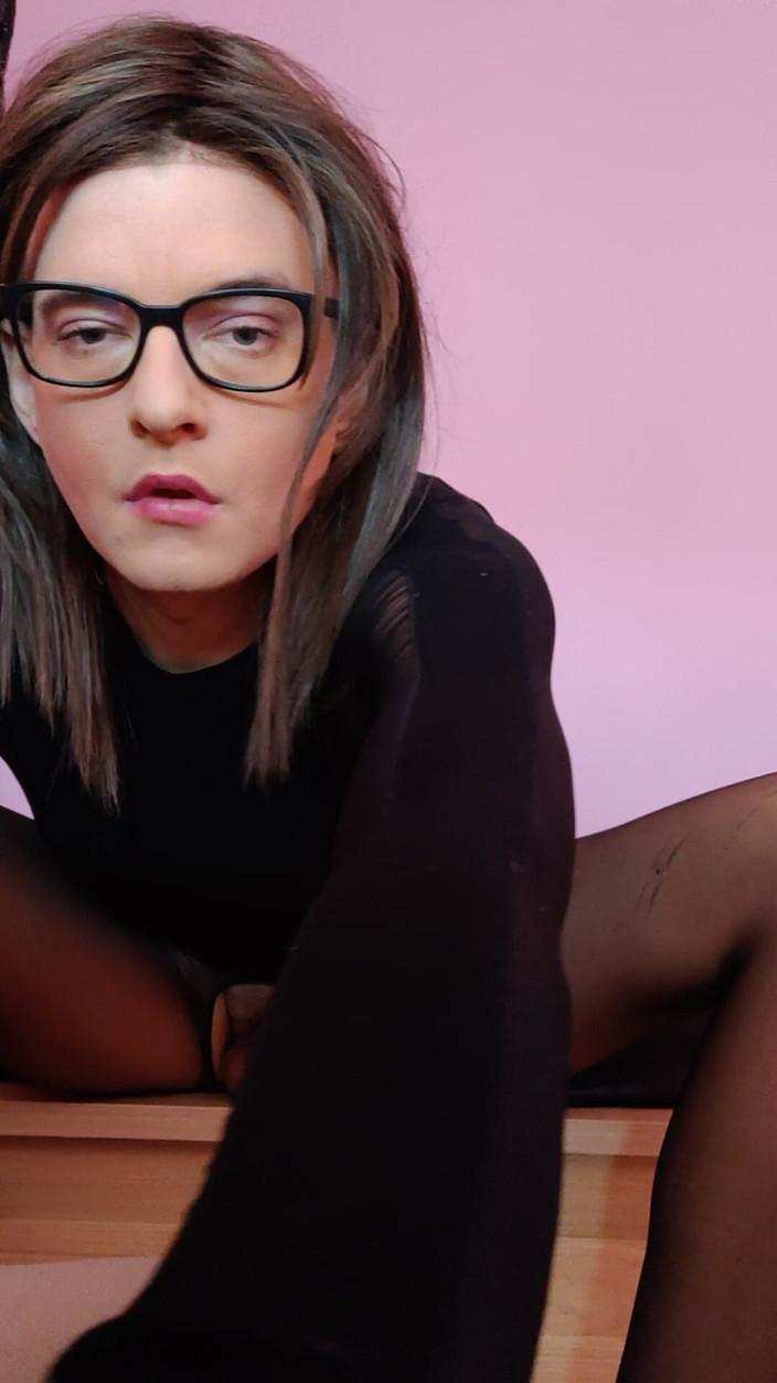 MicziCD: Krásná trans žena v prádle