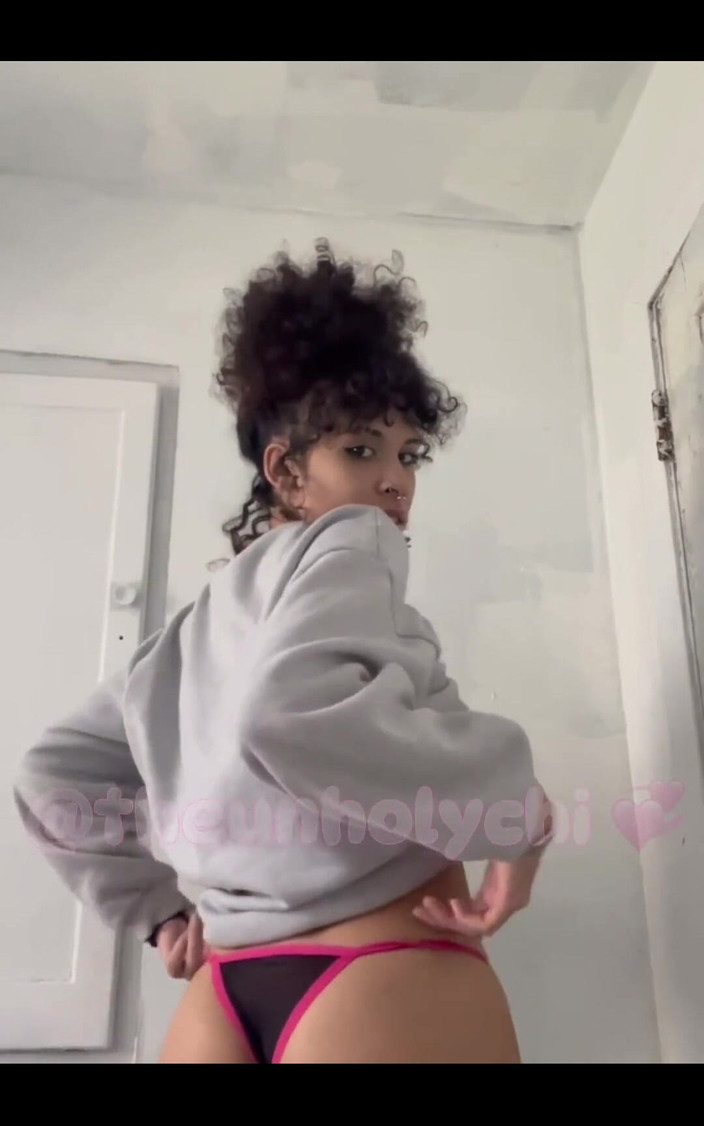 theunholychi: Pantat lil comel