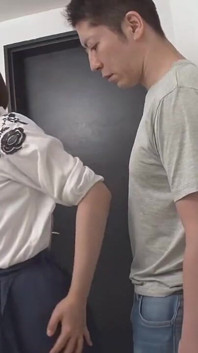 모르는 을 집에 초대하는 거유 마누라