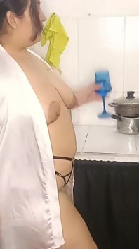 Mở đít và bú âm đạo của người yêu mũm mĩm của tôi
