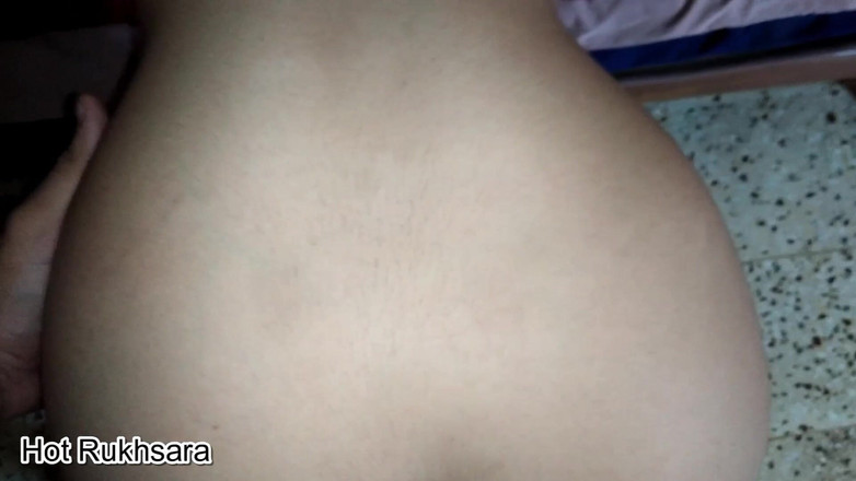 hot_rukhsara: Indická desi sexy Rukhsara měla sex s manažerem kanceláře, zatímco...