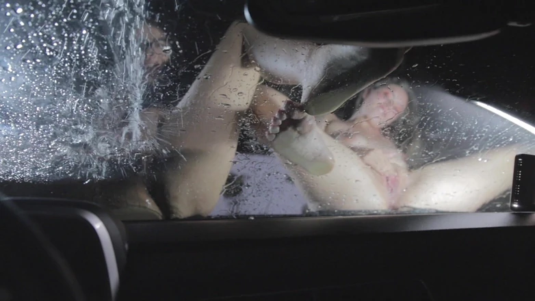 Sara Blonde: 2 Latinas Peeing in Luxurious Car
