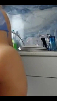 Babe Sexydea Squirting on Live Webcam