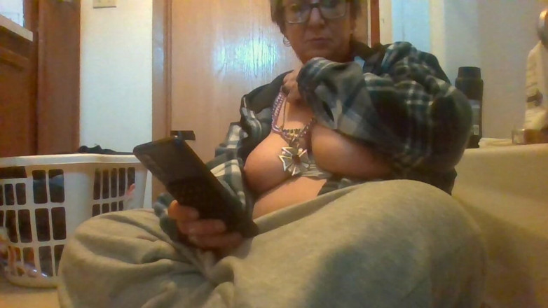 krazykristin: Tan Vibe Anal Big Saggy Boobs