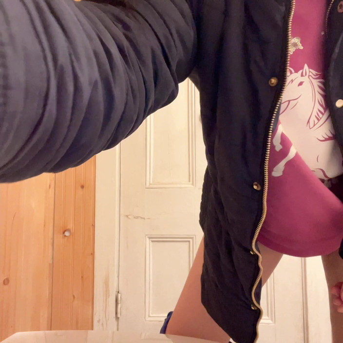 sweethanajapanese: Wipe Clean Pussy After Pee Amazing Feel