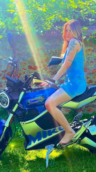 Moto figa strofina bagnato stuzzica e orgasmo