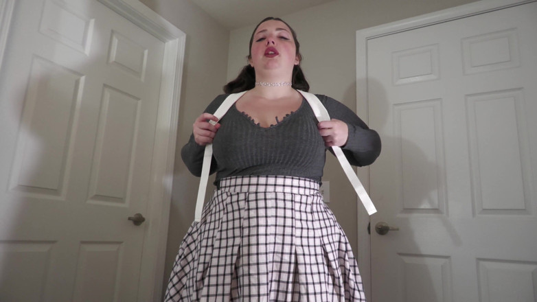 Ashleylynn1323: BBC Janitor Tricks Teen BBW Student